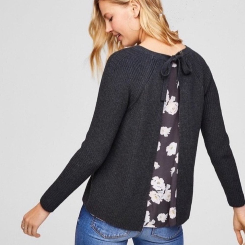 New LOFT Floral Chiffon Tie Back Ribbed Cotton Gray Sweater Size M
